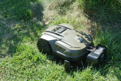 PLOW ロボット芝刈機 AGC180 NENIN 作業面積 800平米（±20％） 芝刈 